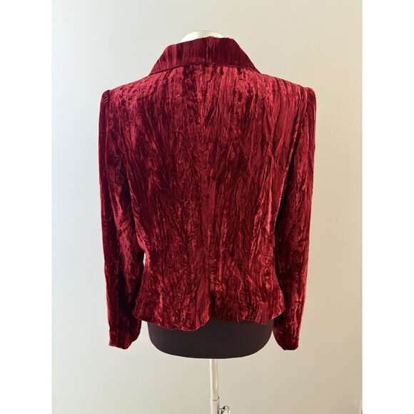 Vintage Sandra Darren Jacket 12 Red Crushed Velvet Castlecore Vamp Holiday - Picture 3 of 16